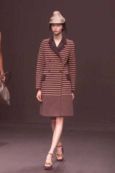 Look 34